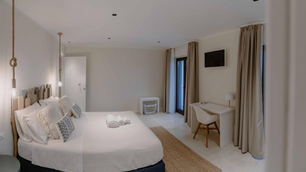 سان نيكولا أرسيلا Dimora Manfredo Eco B&B Luxury المظهر الخارجي الصورة
